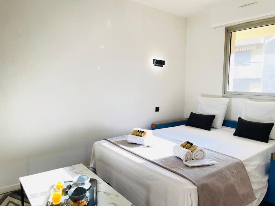 Le Chevrefeuille - Easystay83 Saint-Raphaël エクステリア 写真