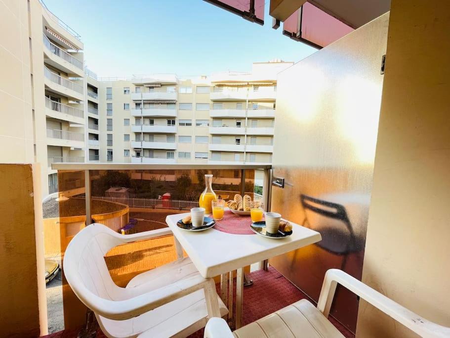 Le Chevrefeuille - Easystay83 Saint-Raphaël エクステリア 写真